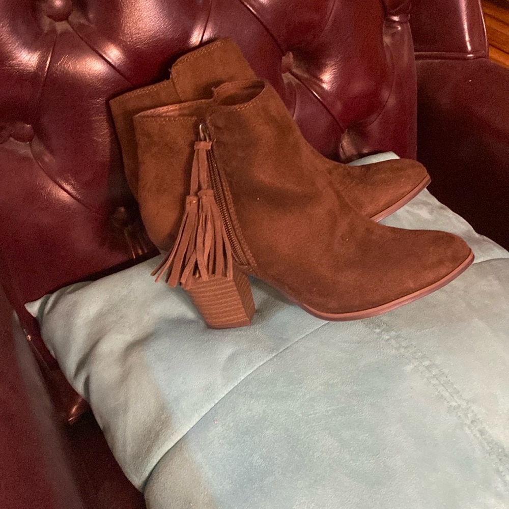 Chocolate brown ankle boots size 7.5